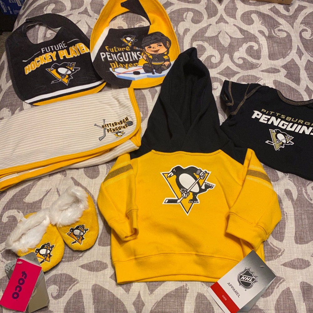 Infant Pittsburgh Penguins gear